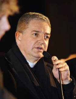 Mgr Aillet : Pour sortir de l'impasse, le primat de la prière !